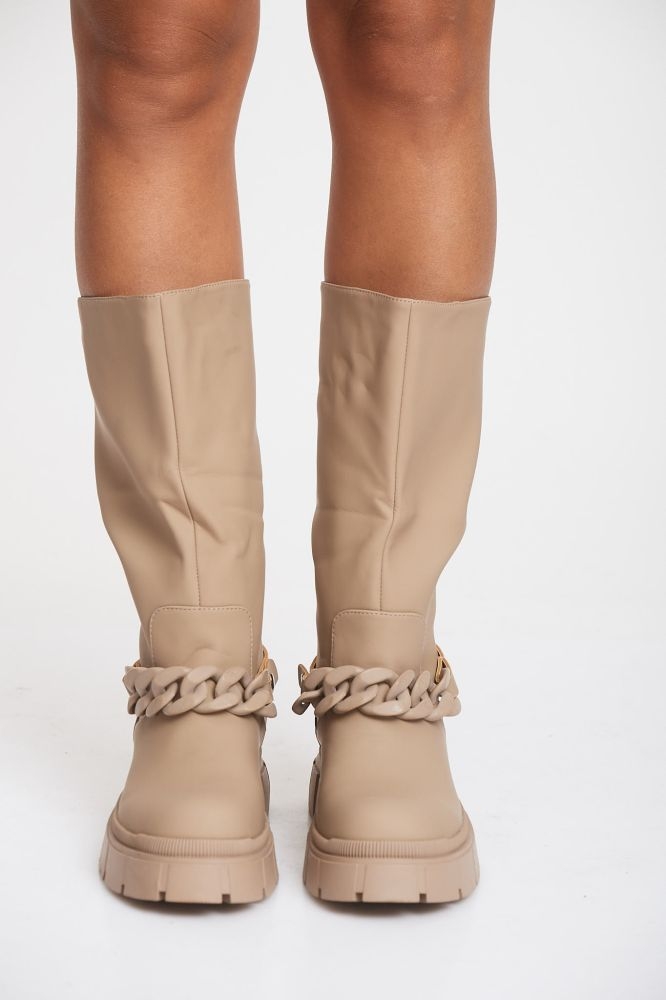 Chain Front Mat Boots