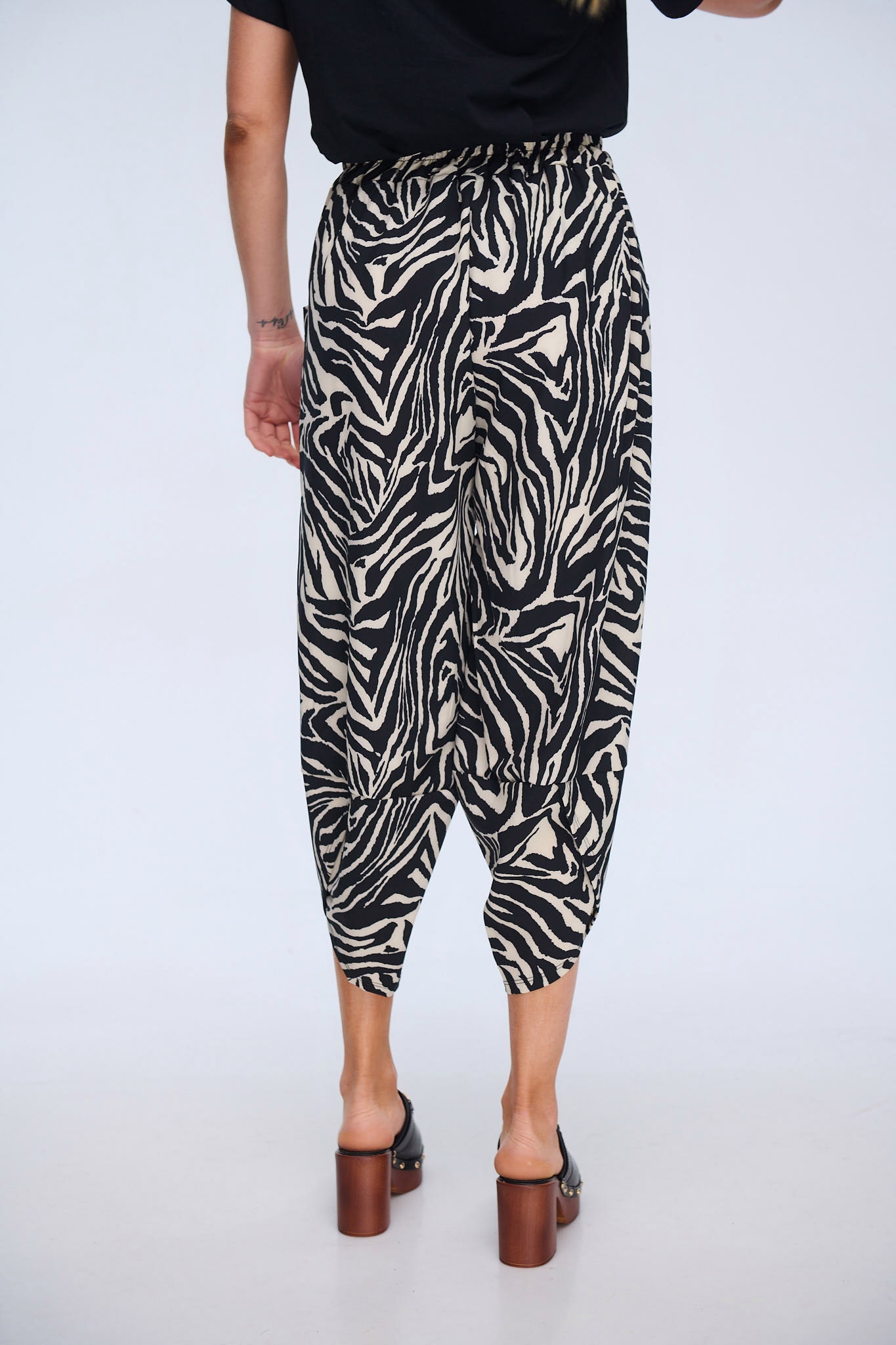 Baggy Zebra Printed Pants With Pockets
