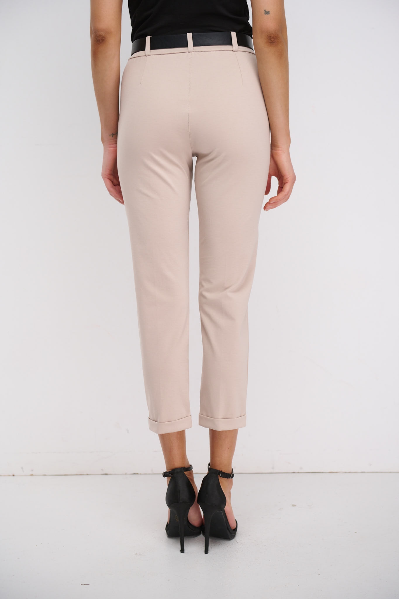 Simple Chino Pants With Belt