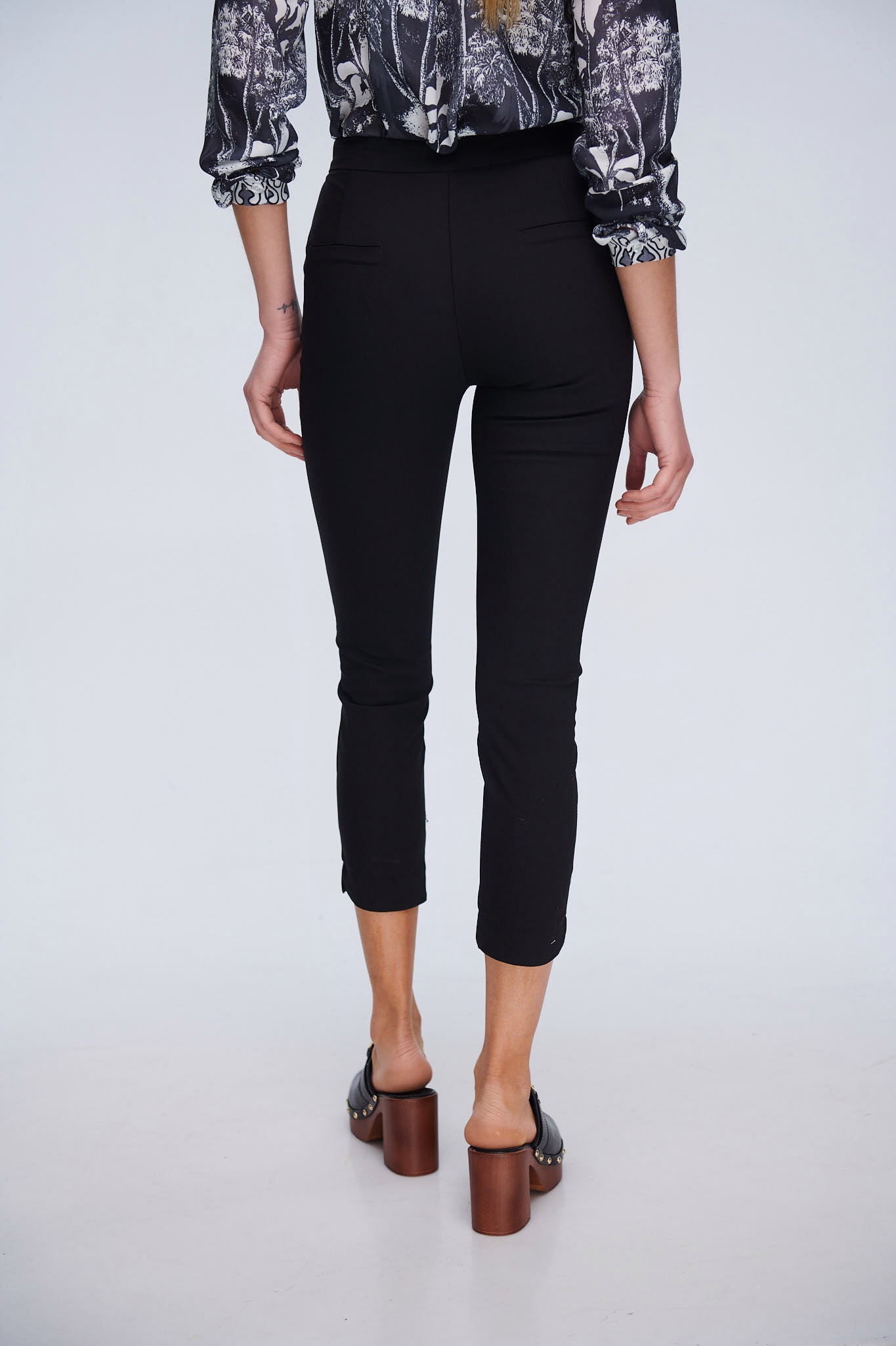Trousers With Side Zippers