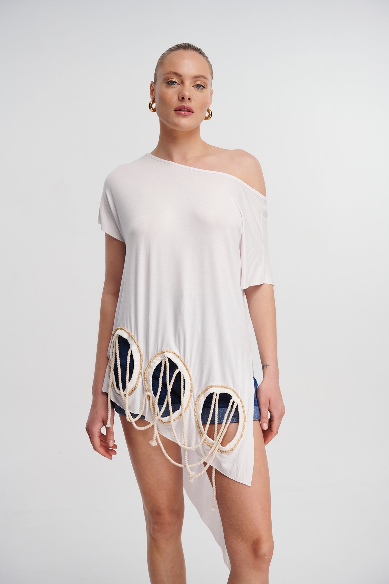 Asymetrical Blouse With Rope And Beams