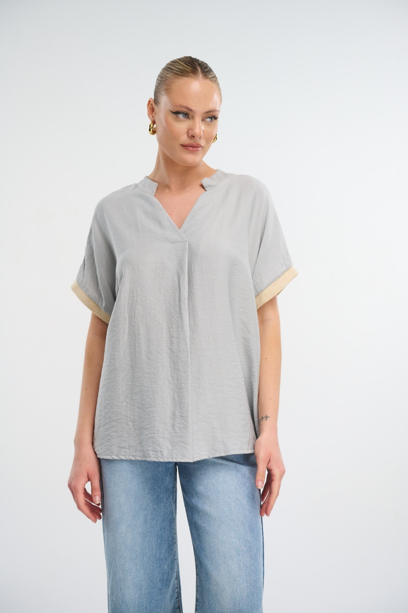 T-Shirt With Glittery Sleeves