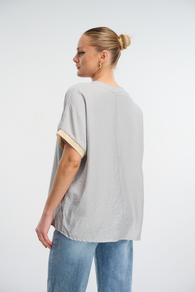 T-Shirt With Glittery Sleeves