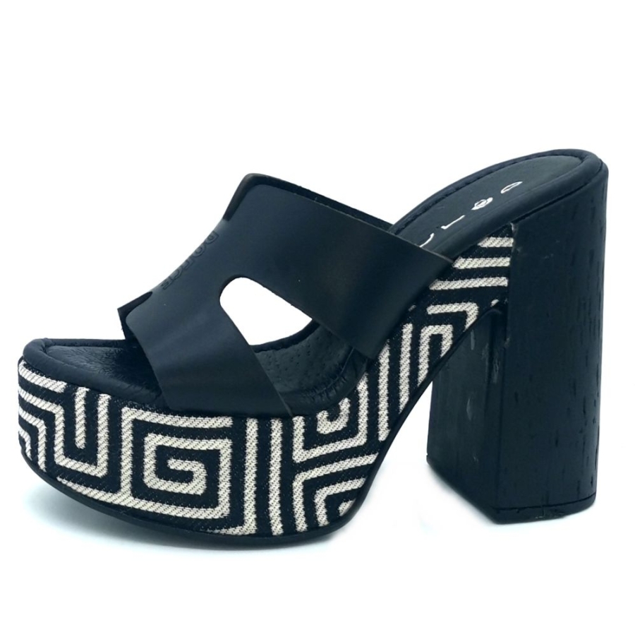 High Heels With Meanders DOLCE