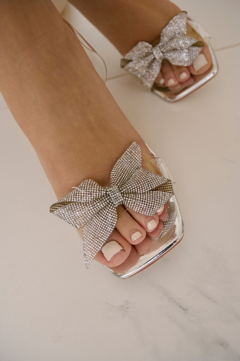 See-through Pumps With Rhinestones Bow