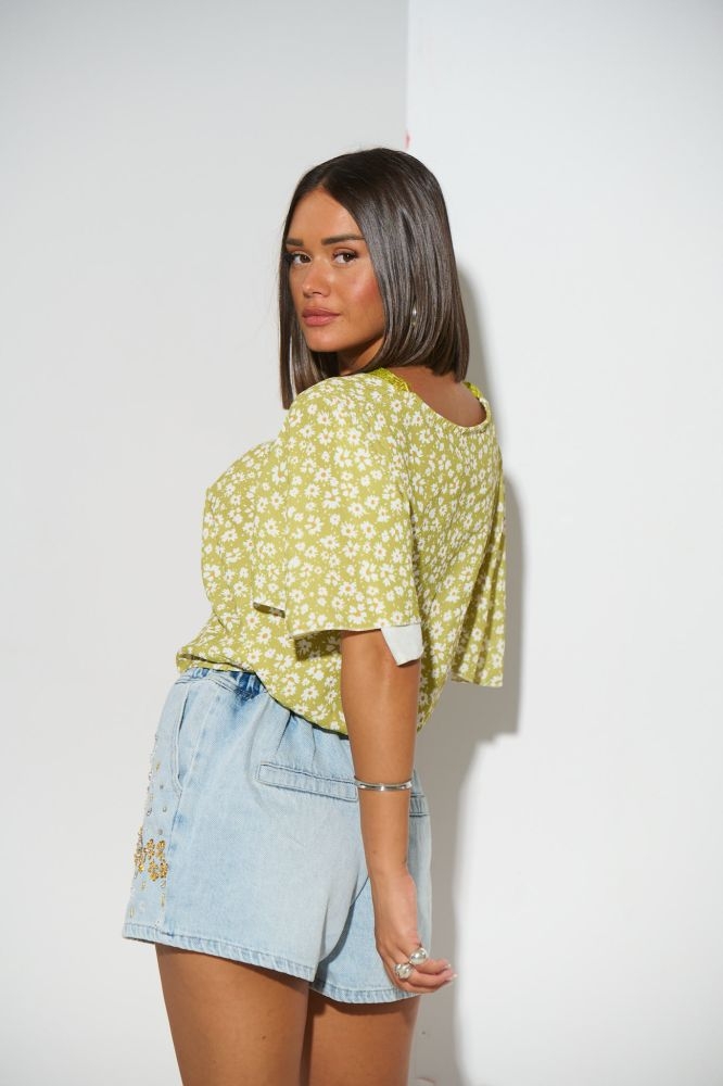 Crop Top With Daisy Print